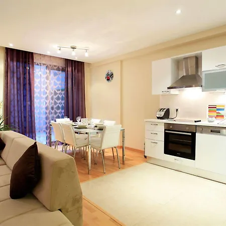 The Loft House Taksim Apartment *